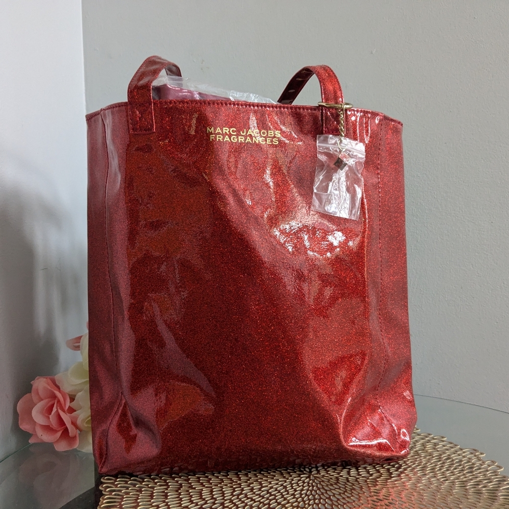 Marc Jacob - Picture 3 of 7